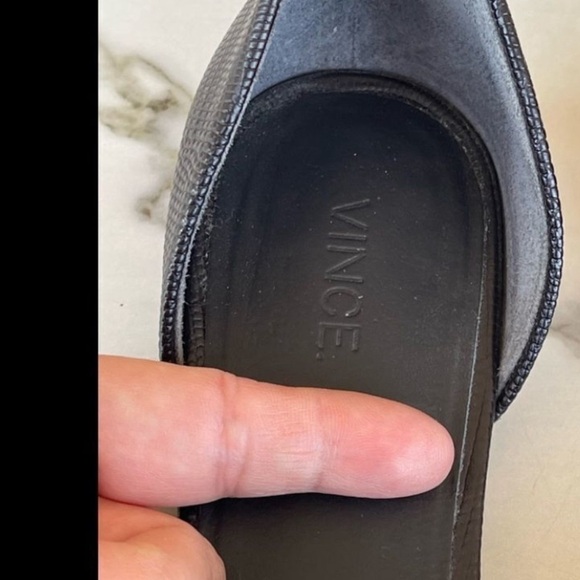 Vince Black Neves Lizard-embossed Leather
Flats 8M - Picture 4 of 9